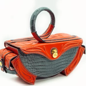 01 LUNA 010125ML Borsa fatta a mano pelle oro artigianale novara milano