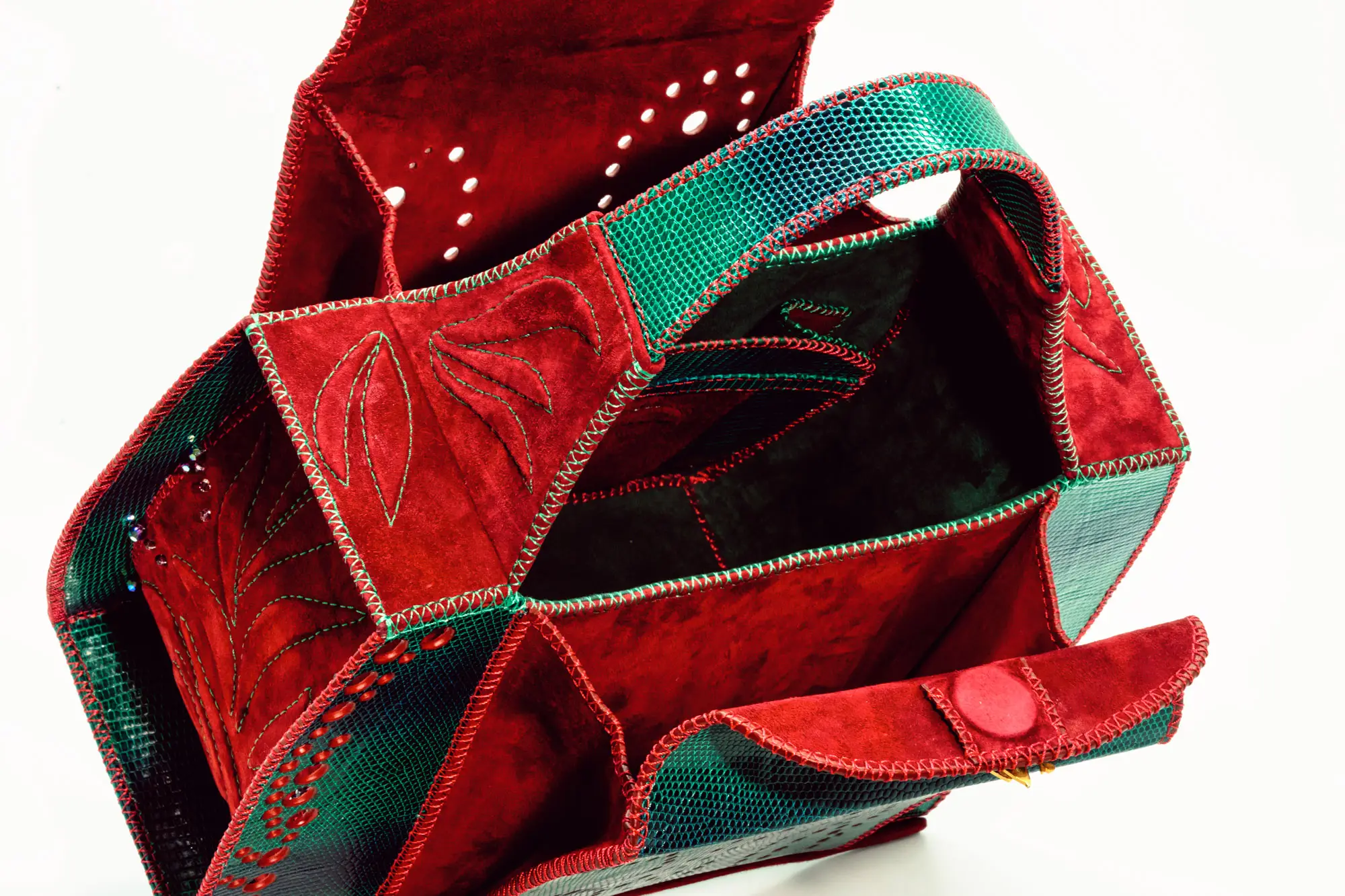 01 DOROTEA M.010125 Borsa fatta a mano pelle oro artigianale novara milano