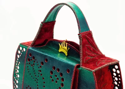 01 DOROTEA M.010125 Borsa fatta a mano pelle oro artigianale novara milano