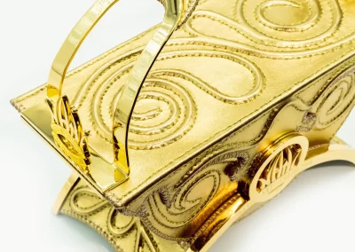 01 TEODORA Borsa fatta a mano pelle oro artigianale novara milano